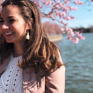 Meet your Posher, Christina